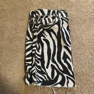 Zebra mini skirt !!